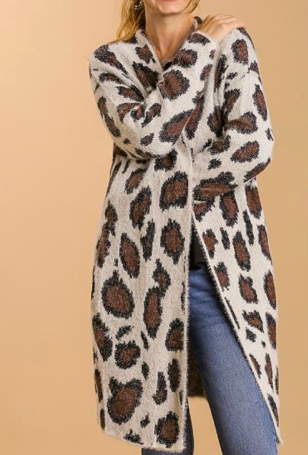 Corina - Umgee animal print long sleeve fuzzy long open front cardigan - Cream mix