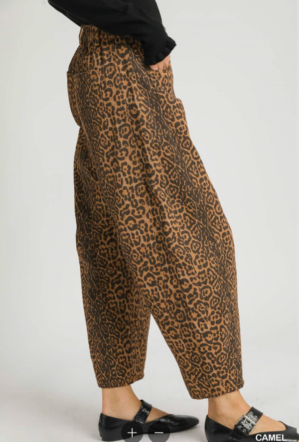 Ms Camella - Umgee leopard print wide leg pants, side pocket, denim pants, non-stretch - Camel