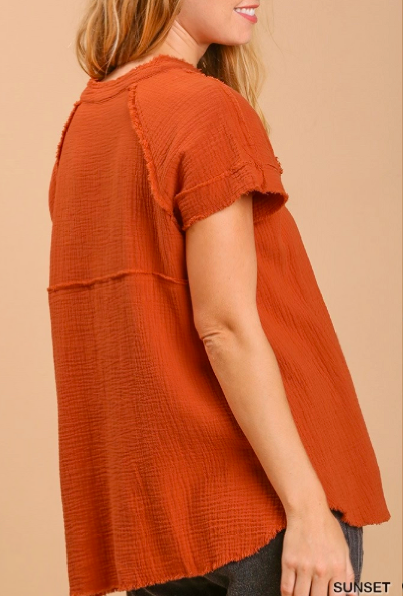 Tess - Umgee split neck star print chest pocket top with wide slit - Sunset